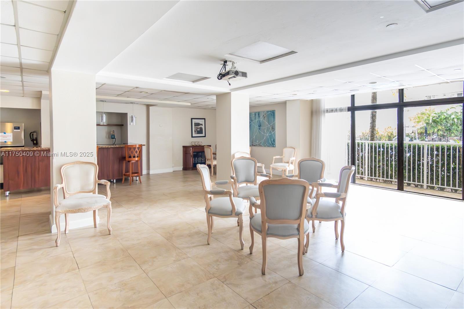 BRICKELL TOWNHOUSE CONDO - Residential