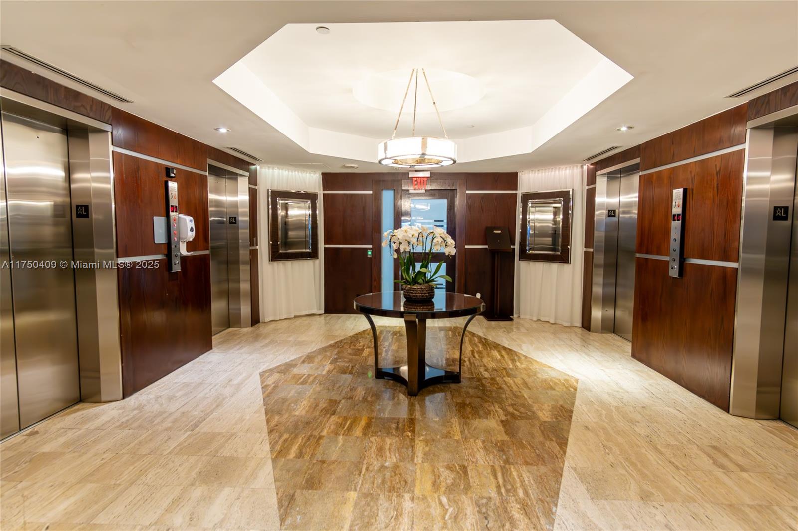 BRICKELL TOWNHOUSE CONDO - Residential