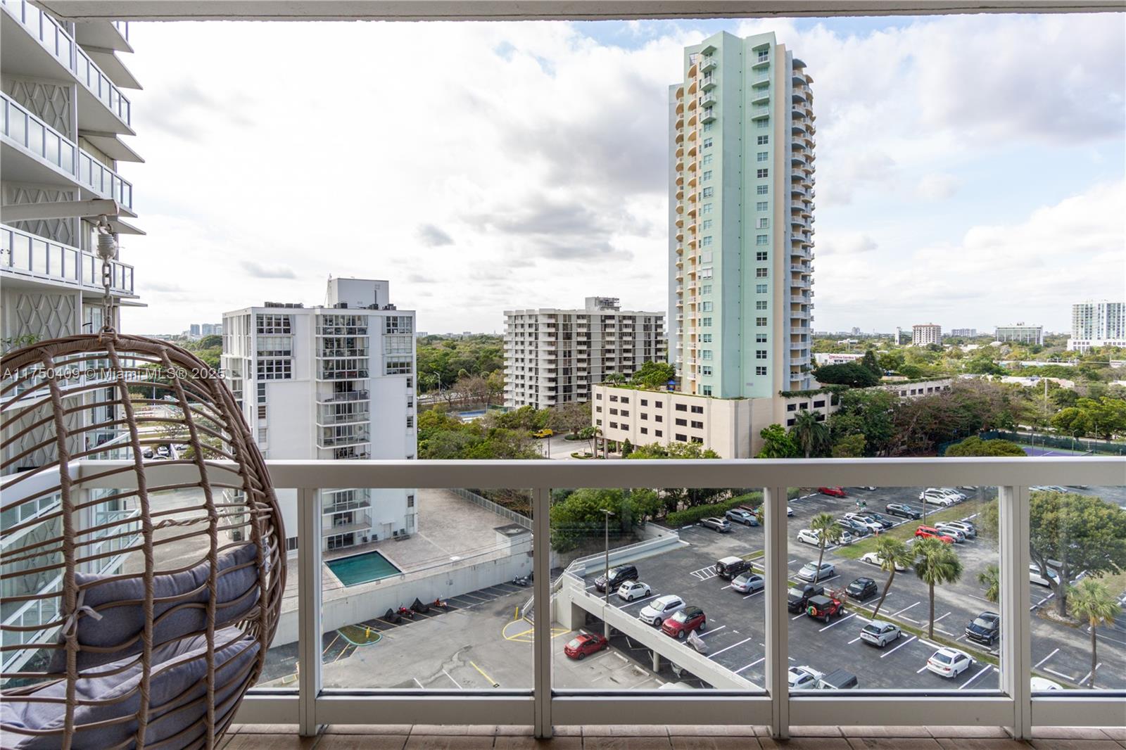 BRICKELL TOWNHOUSE CONDO - Residential