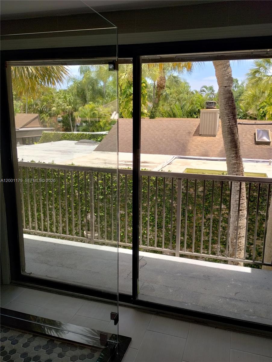 HIDDEN OAKS - Residential Lease