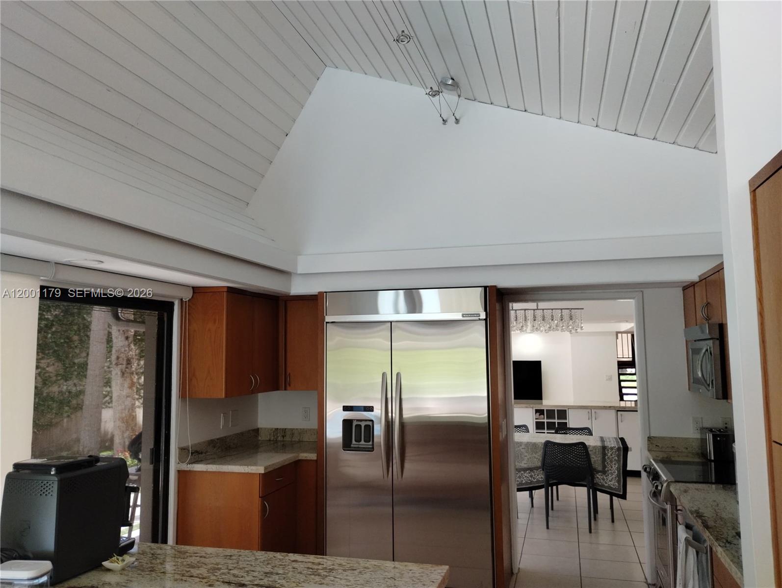 HIDDEN OAKS - Residential Lease