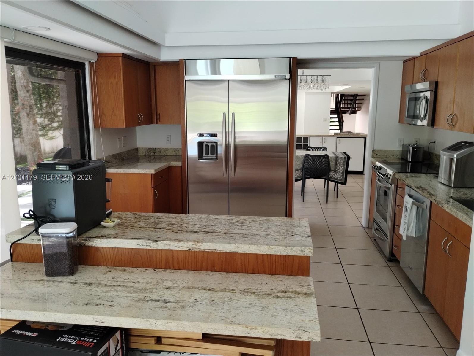 HIDDEN OAKS - Residential Lease