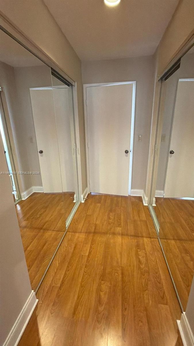 HUNTINGTON POINTE - Residential