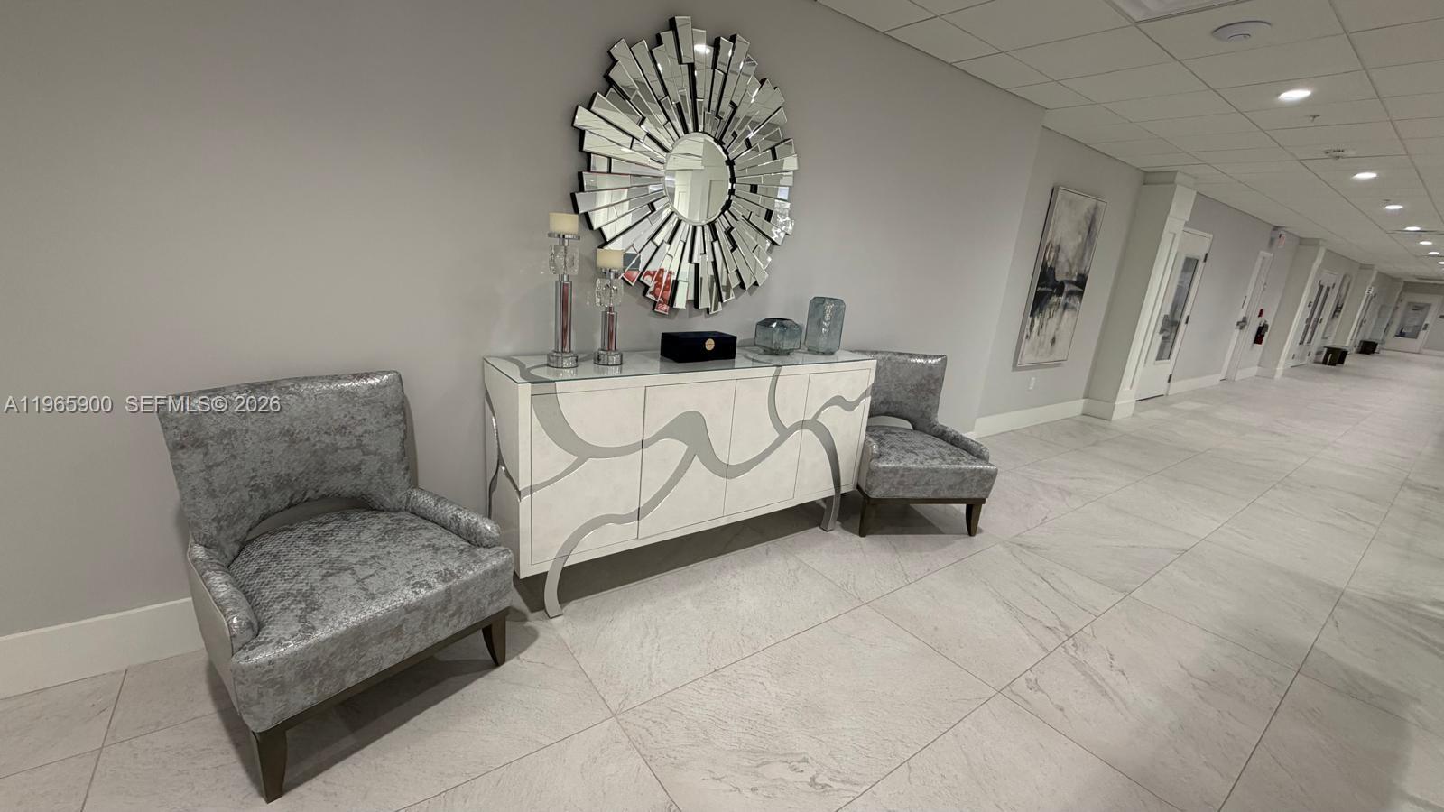 HUNTINGTON POINTE - Residential