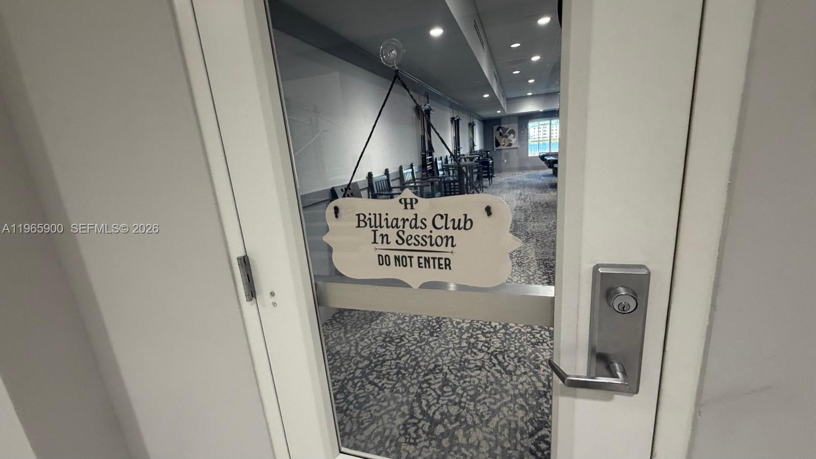 HUNTINGTON POINTE - Residential