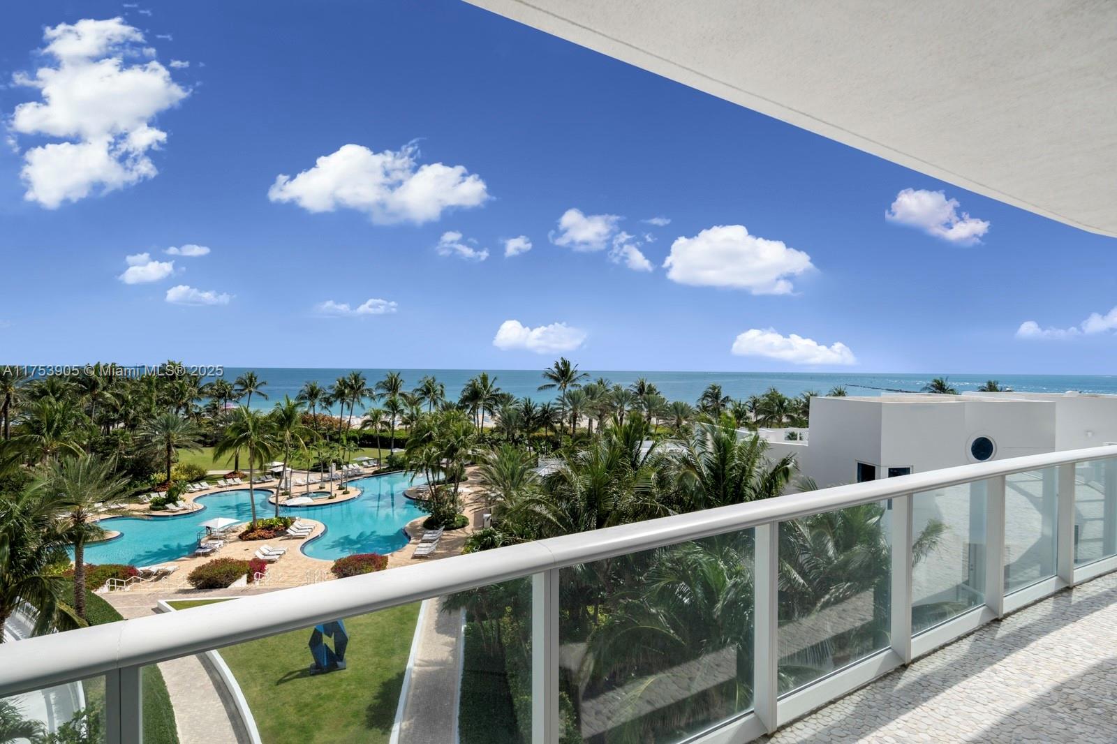CONTINUUM ON SOUTH BEACH - Residential