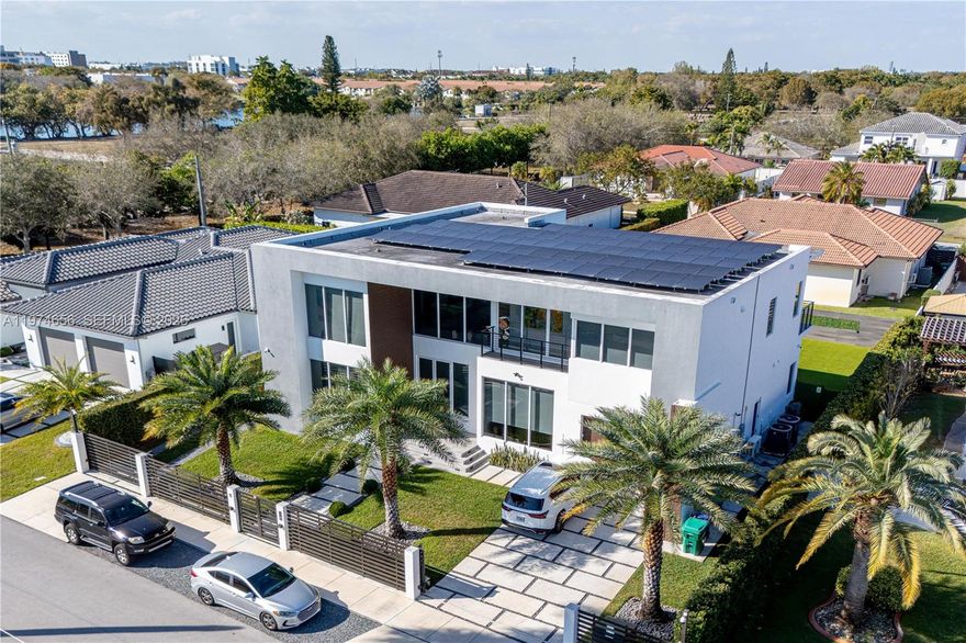 Discover this spectacular modern residence in Doral, 5 Bedrooms and 5.5 Bathrooms, practically brand new and move-in ready. A unique opportunity for those seeking contemporary design, privacy, and freedom,  no HOA!
This property has been thoughtfully upgraded with multiple high-end enhancements, offering an elegant and functional lifestyle: Located in a prime area of Doral, close to top-rated schools, restaurants, parks, and major highways.
Perfect for living or investing: no association restrictions, greater flexibility, and lower monthly costs.
A modern, stylish home with upgrades that truly make a difference.