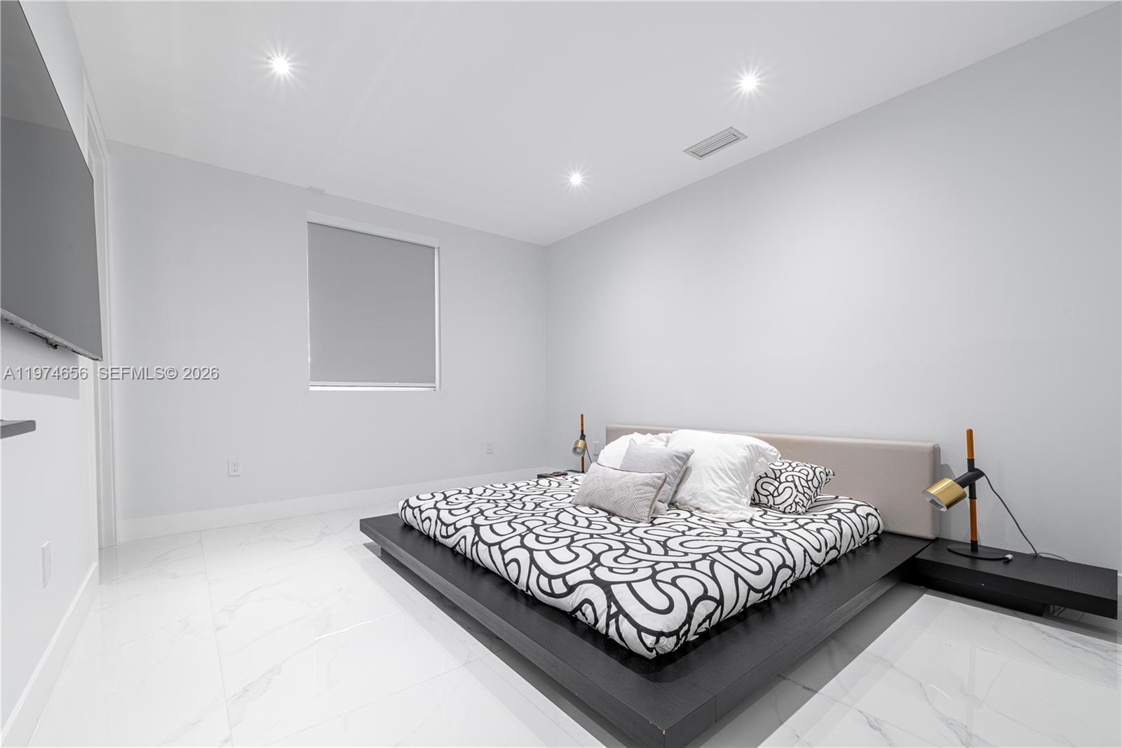 VANDERBILT PARK AMD PL - Residential