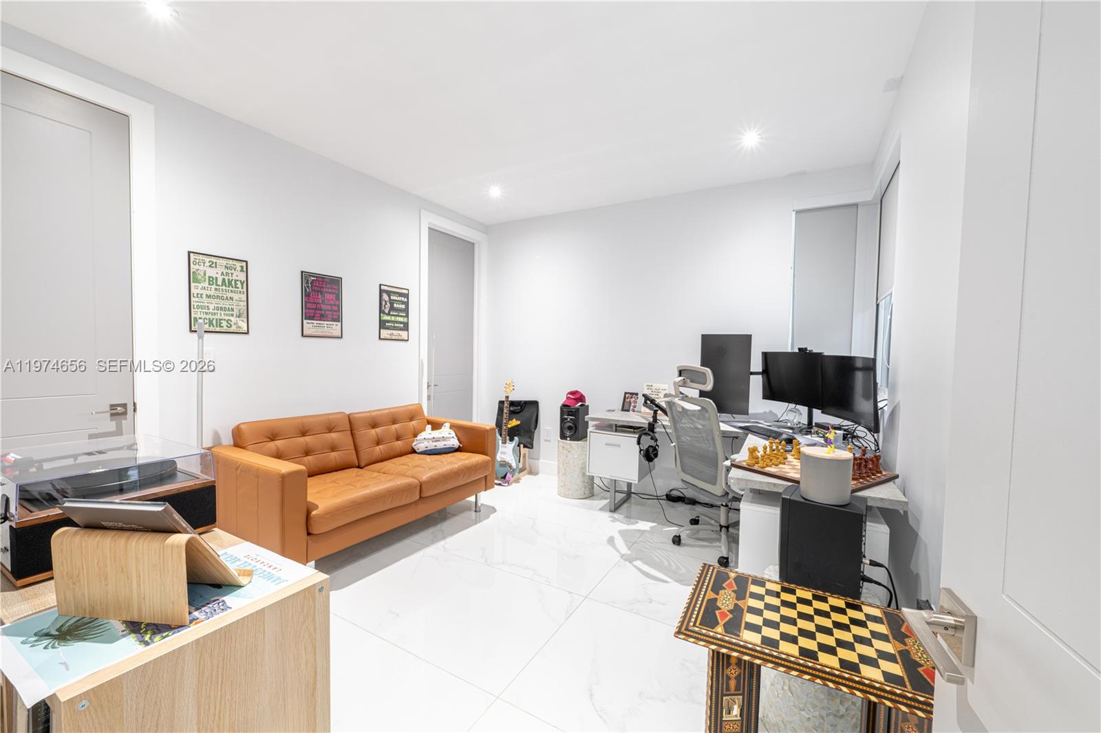 VANDERBILT PARK AMD PL - Residential