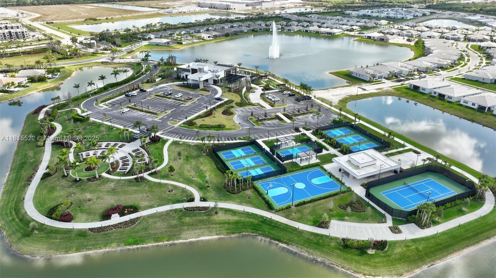 TELARO AT SOUTHERN GROVE - Residential