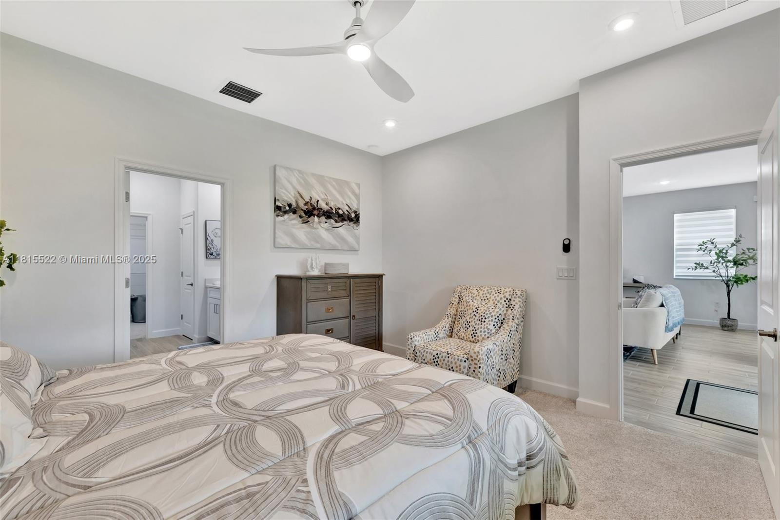 TELARO AT SOUTHERN GROVE - Residential