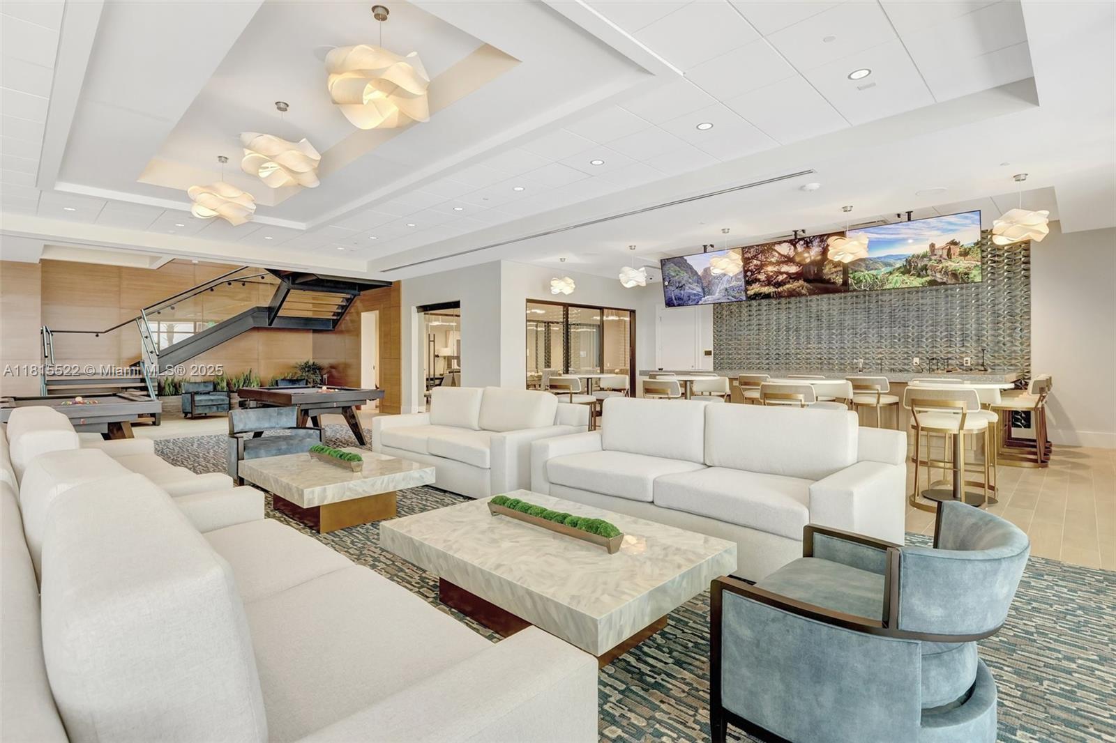 TELARO AT SOUTHERN GROVE - Residential