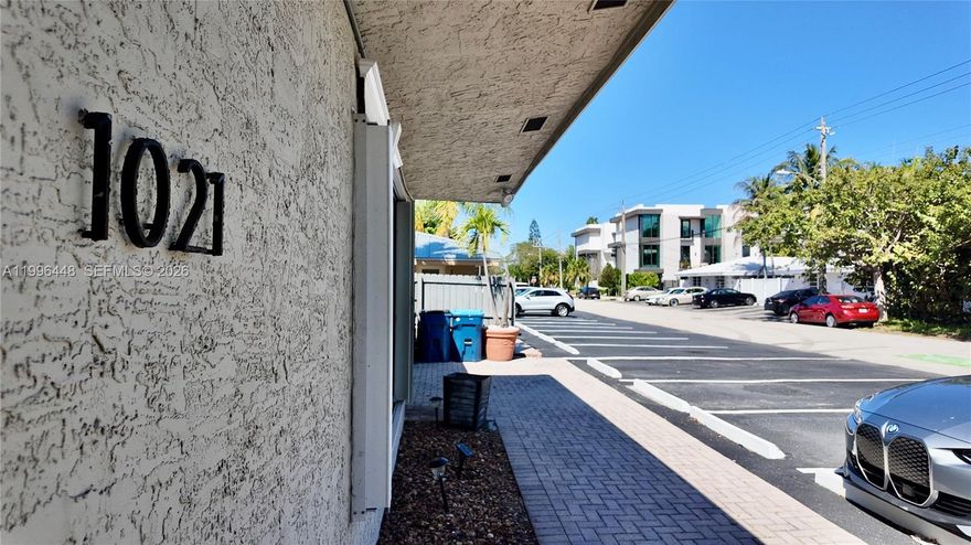 Victoria Park gem! Spacious 2 bed/2 bath unit featuring private charming fenced patio, in-unit washer and dryer, 2
assigned parking spaces, and much more. Beautiful tile floors throughout, walk-in closets, and split bedroom layout
provide comfort and privacy. Water, trash, and Wi-Fi included in rent - exceptional value! Prime location just steps
to shopping, Publix, restaurants, and beaches. Downtown Fort Lauderdale, Las Olas Boulevard, airport, and I-95 all
in close proximity. Available now - no HOA application required; the unit is perfect for a seamless move-in. Unit is
currently being touched up following past tenant move-out.