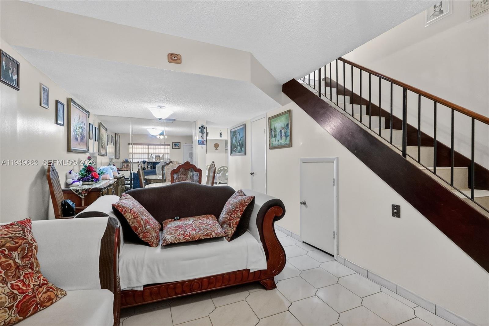 SANTAMARIA ESTATES CONDO - Residential