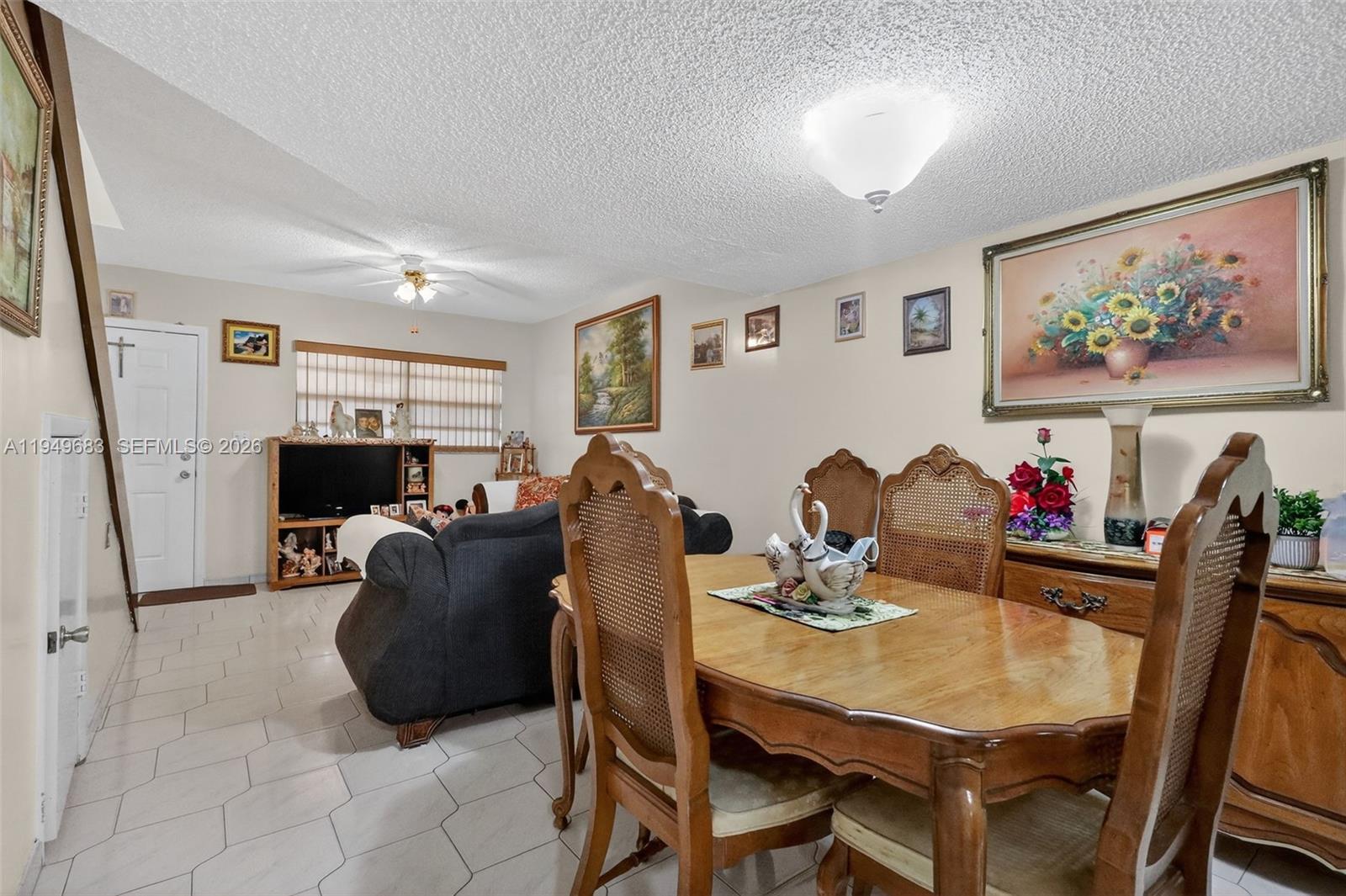 SANTAMARIA ESTATES CONDO - Residential