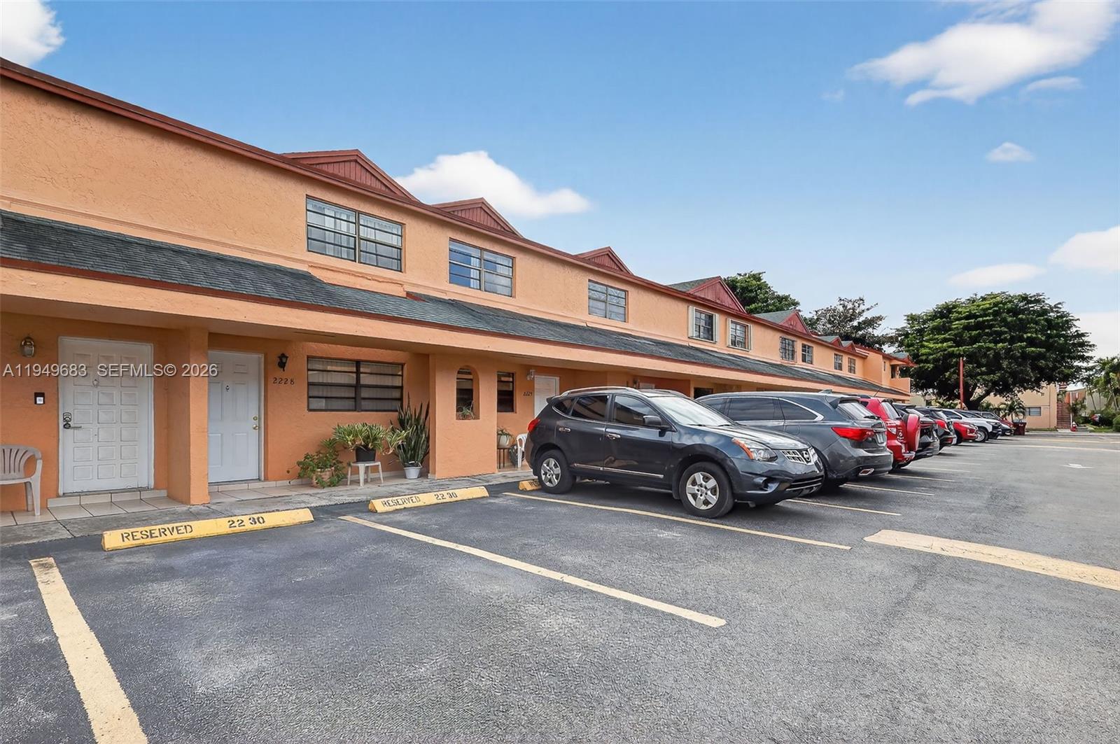 SANTAMARIA ESTATES CONDO - Residential