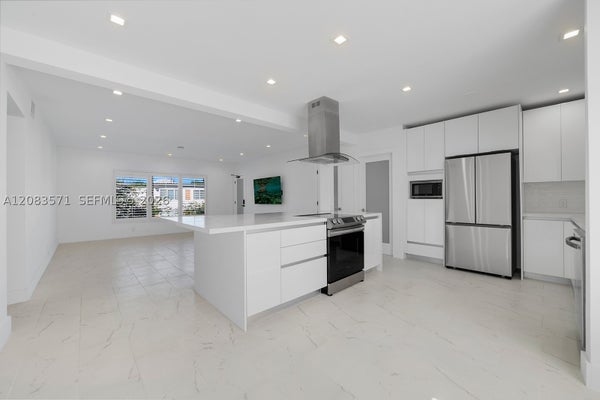 3909 GARDEN AVE APT 4, MIAMI BEACH, FL 33140 - Image dbe1554cdf229a939fa93d06d7347ca3/63832255
