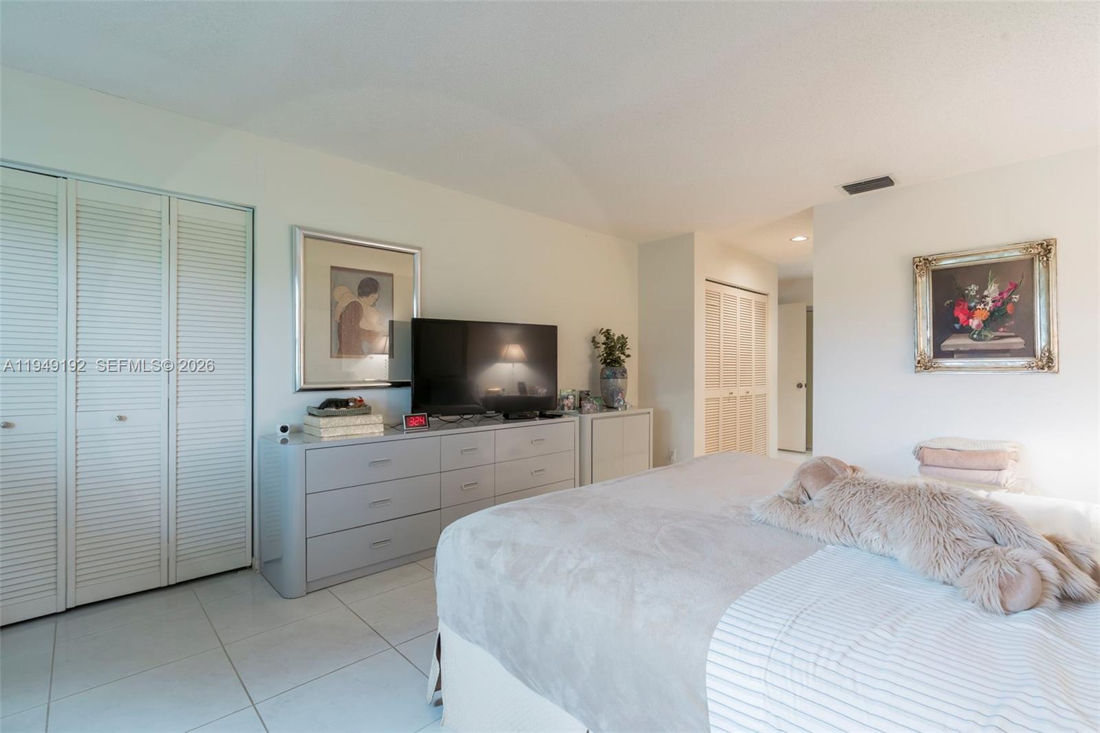 EASTGATE II AT HUNTERS RU - Residential