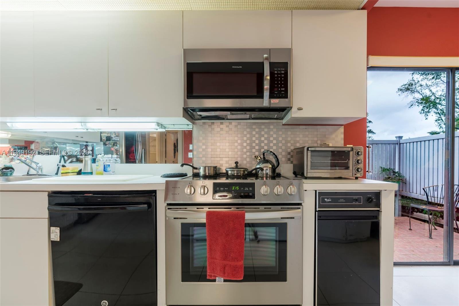 EASTGATE II AT HUNTERS RU - Residential