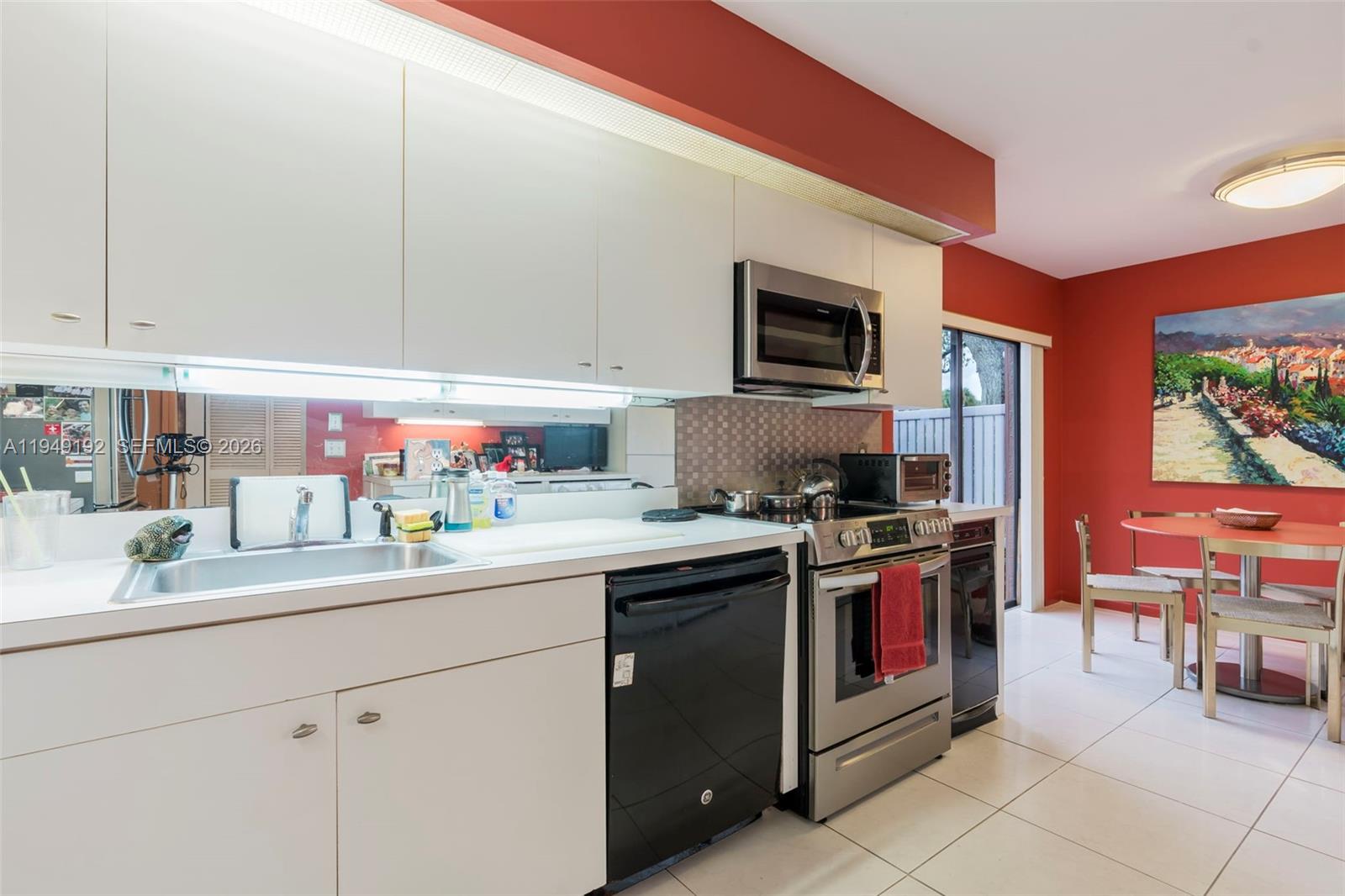 EASTGATE II AT HUNTERS RU - Residential