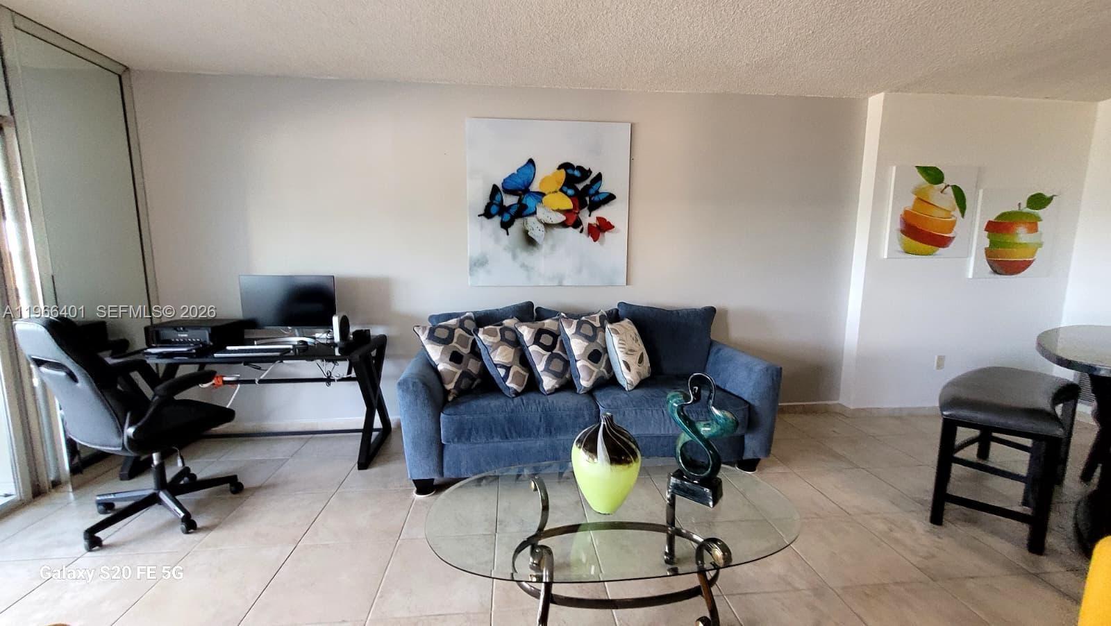 HILLCREST EAST NO 26 COND - Residential