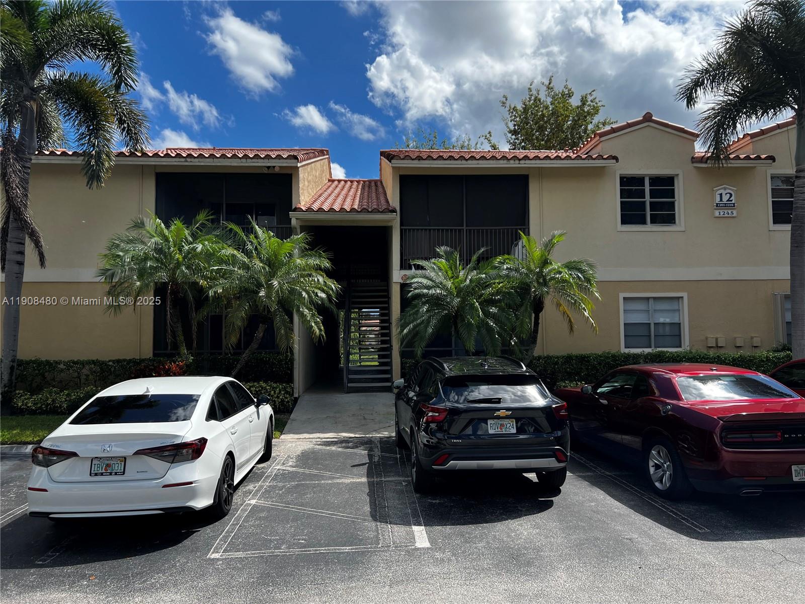 ROYAL POINCIANA CONDO - Residential Lease