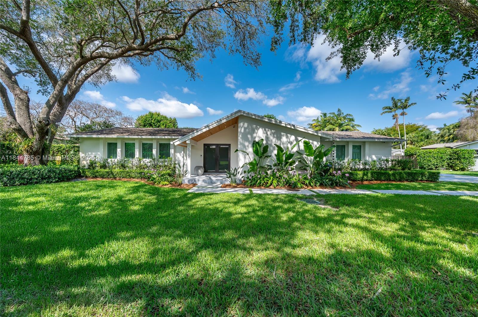OLD CUTLER GARDENS - Residential