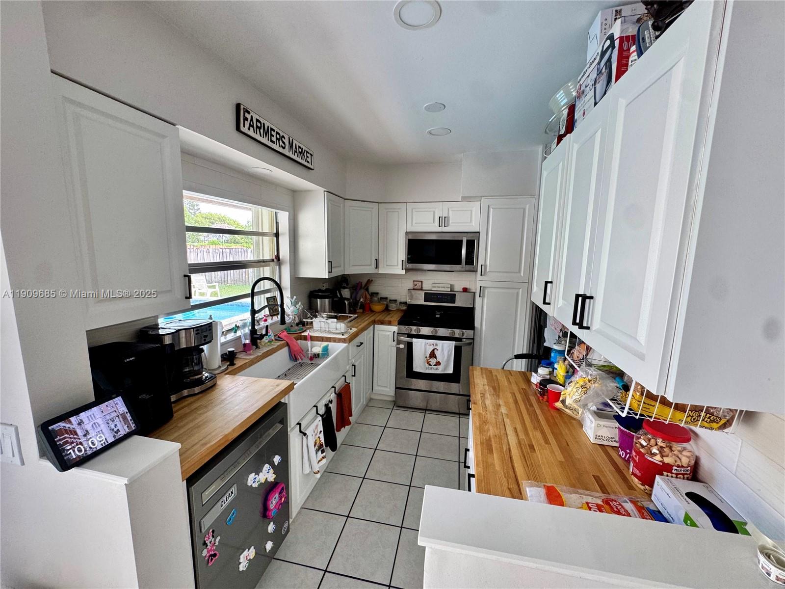 CUTLER RIDGE SEC 7 - Residential Lease