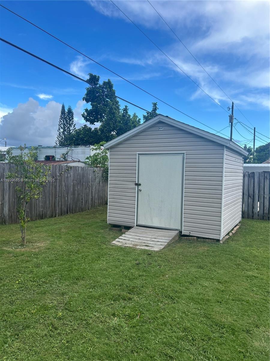 CUTLER RIDGE SEC 7 - Residential Lease