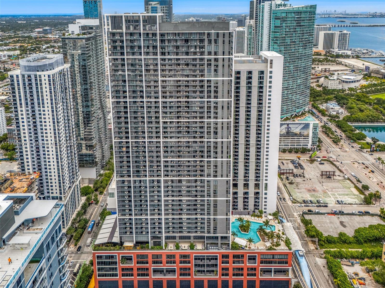 View photos, virtual tours, details... 601 NE 1st Ave LPH 4814