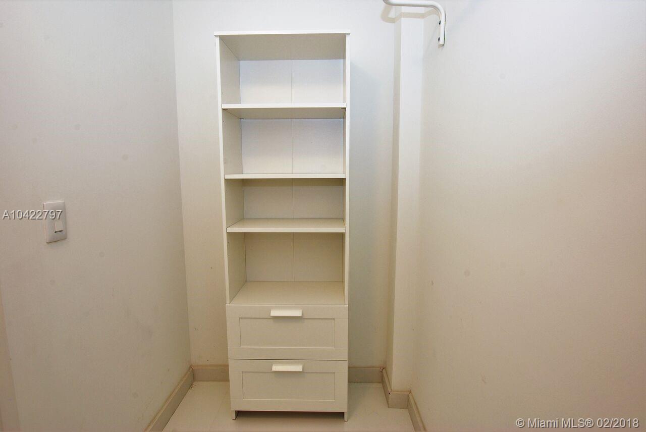 BISCAYNE BEACH CONDO - Residential Lease