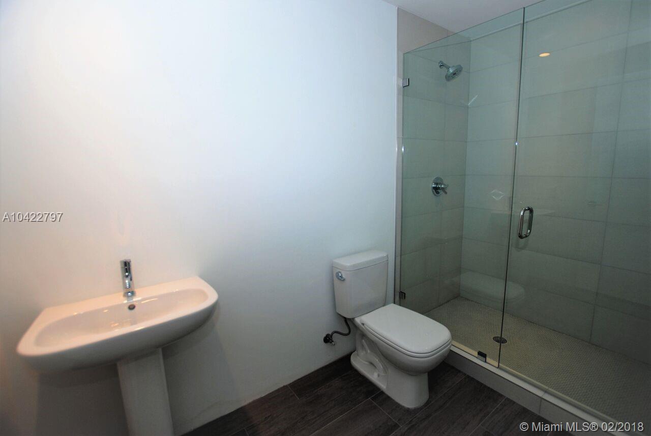 BISCAYNE BEACH CONDO - Residential Lease