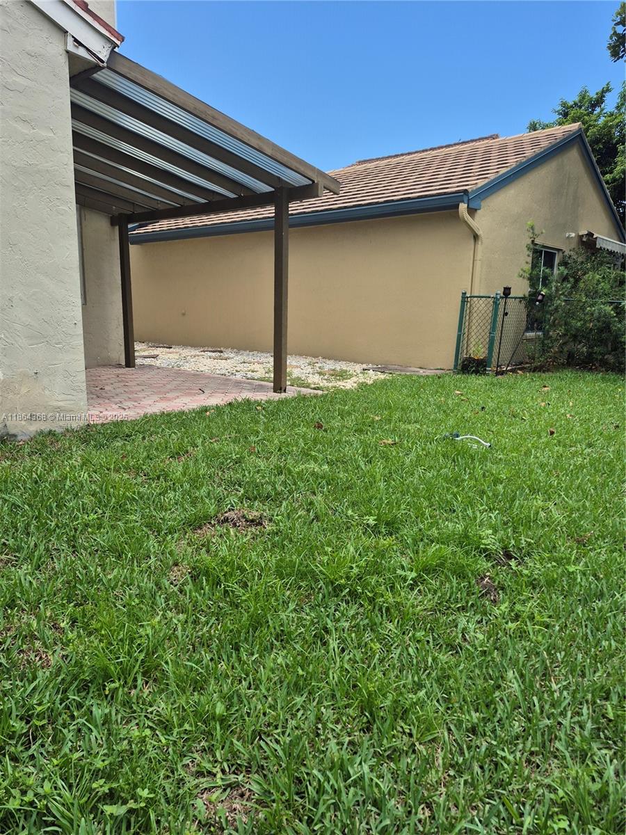 DIMENSIONS NORTH AT CHAPE - Residential