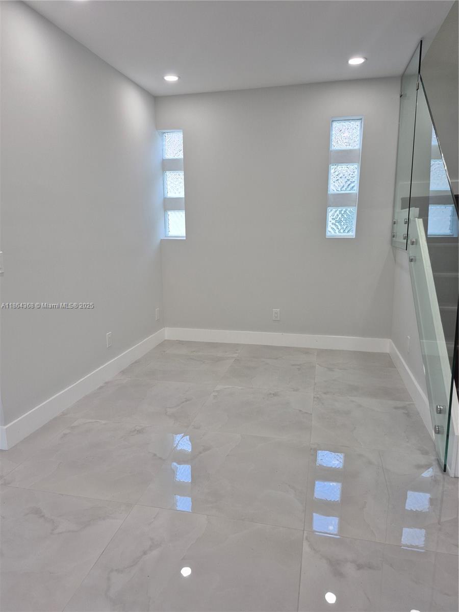 DIMENSIONS NORTH AT CHAPE - Residential