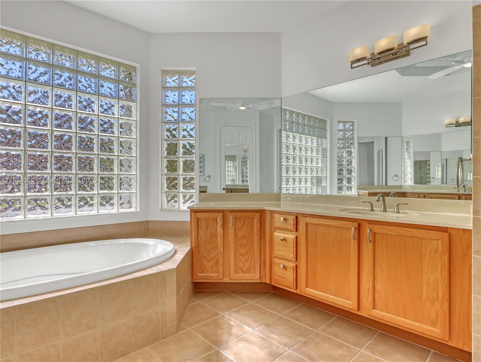 FLORIDA CLUB - Residential