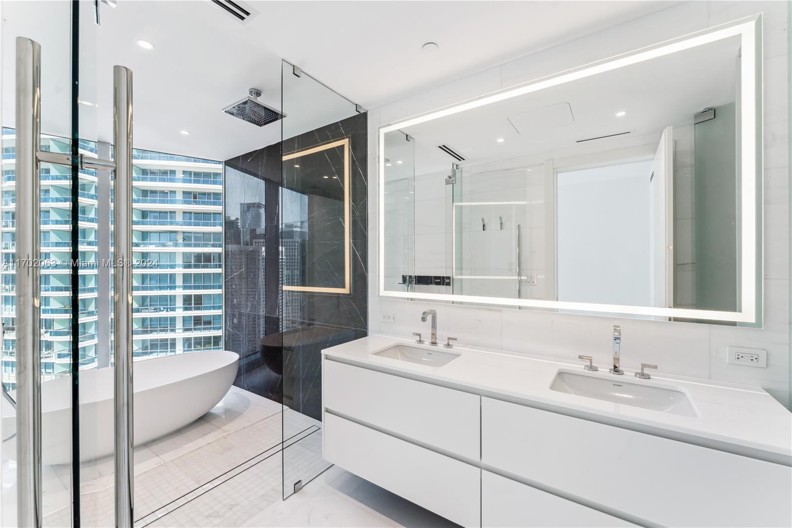 Aston Martin Residences - Residential