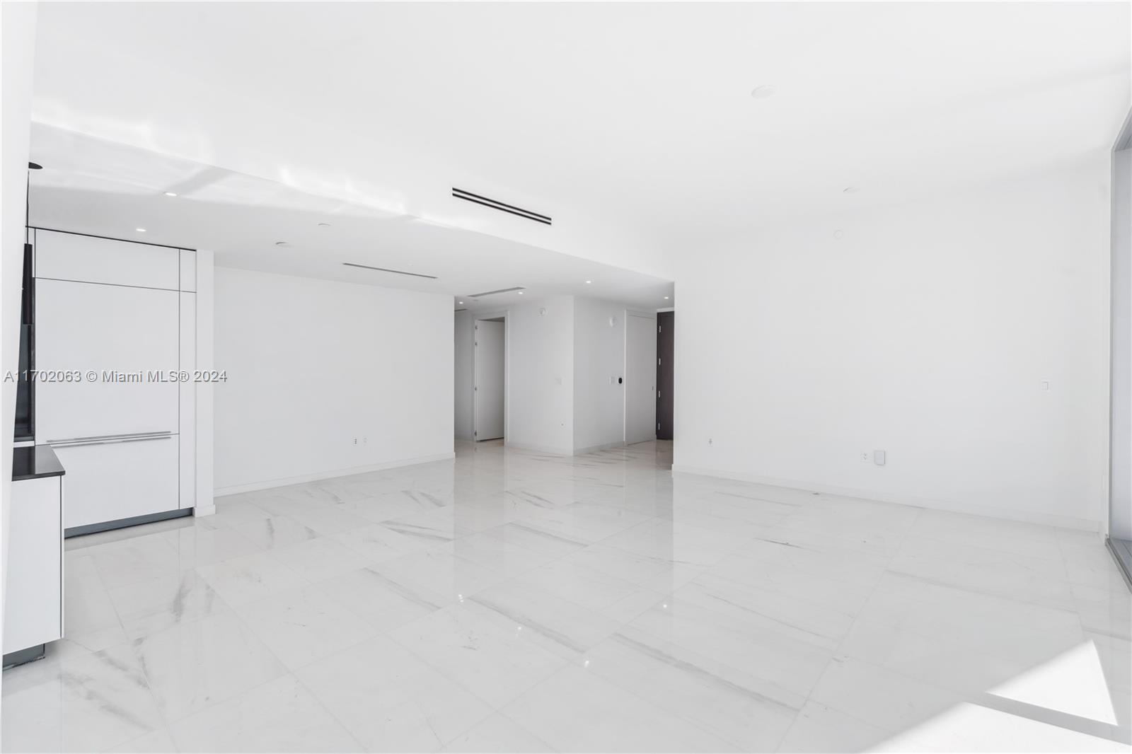 Aston Martin Residences - Residential