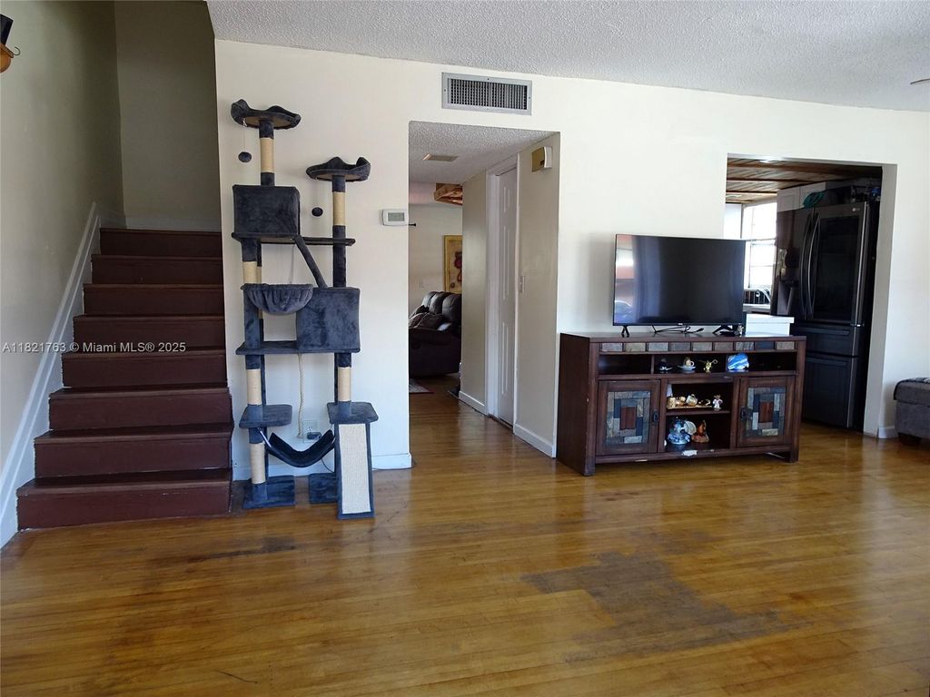 Photo of 6680 SW 41 Pl #32, Davie, FL 33314 (MLS # A11821763)