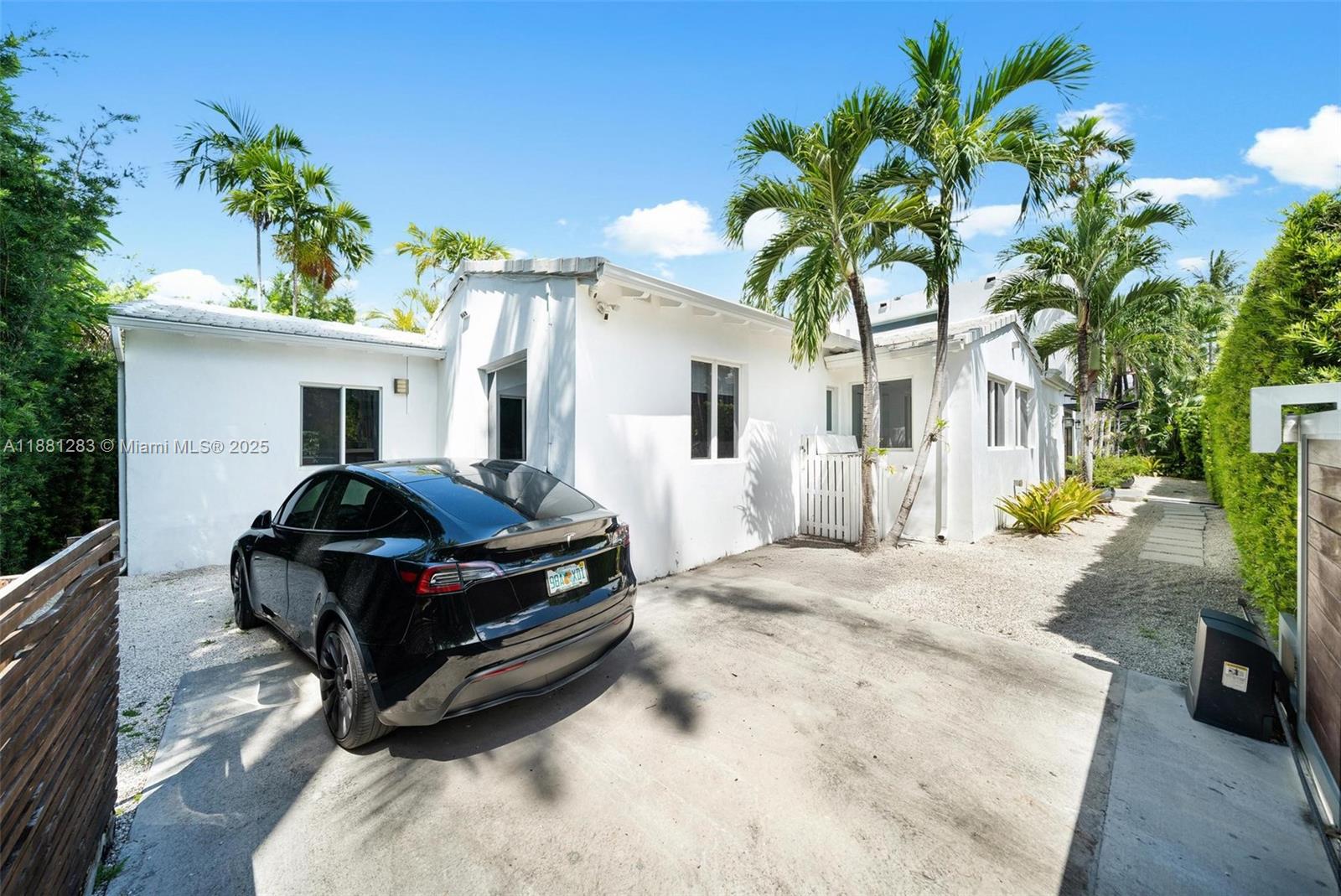 DI LIDO ISLAND - Residential