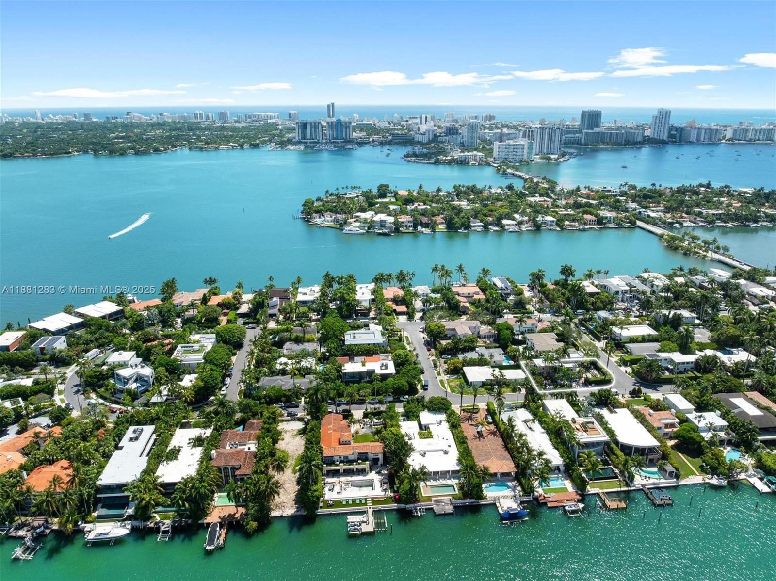 DI LIDO ISLAND - Residential