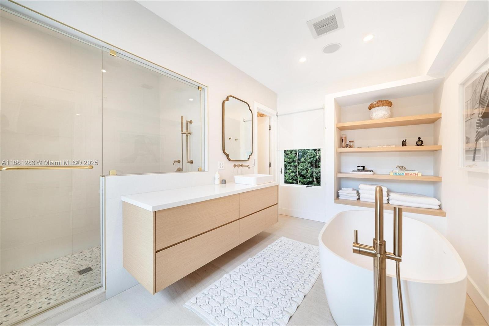 DI LIDO ISLAND - Residential