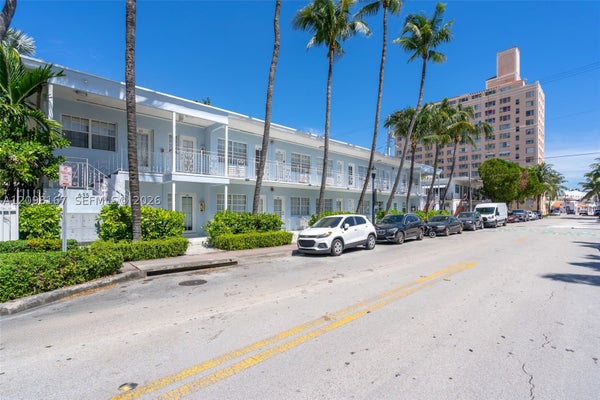 635 8TH ST APT 205, MIAMI BEACH, FL 33139 - Image dbebe7eaffcf0fee7ec414d5f4a68ac3/1888558803