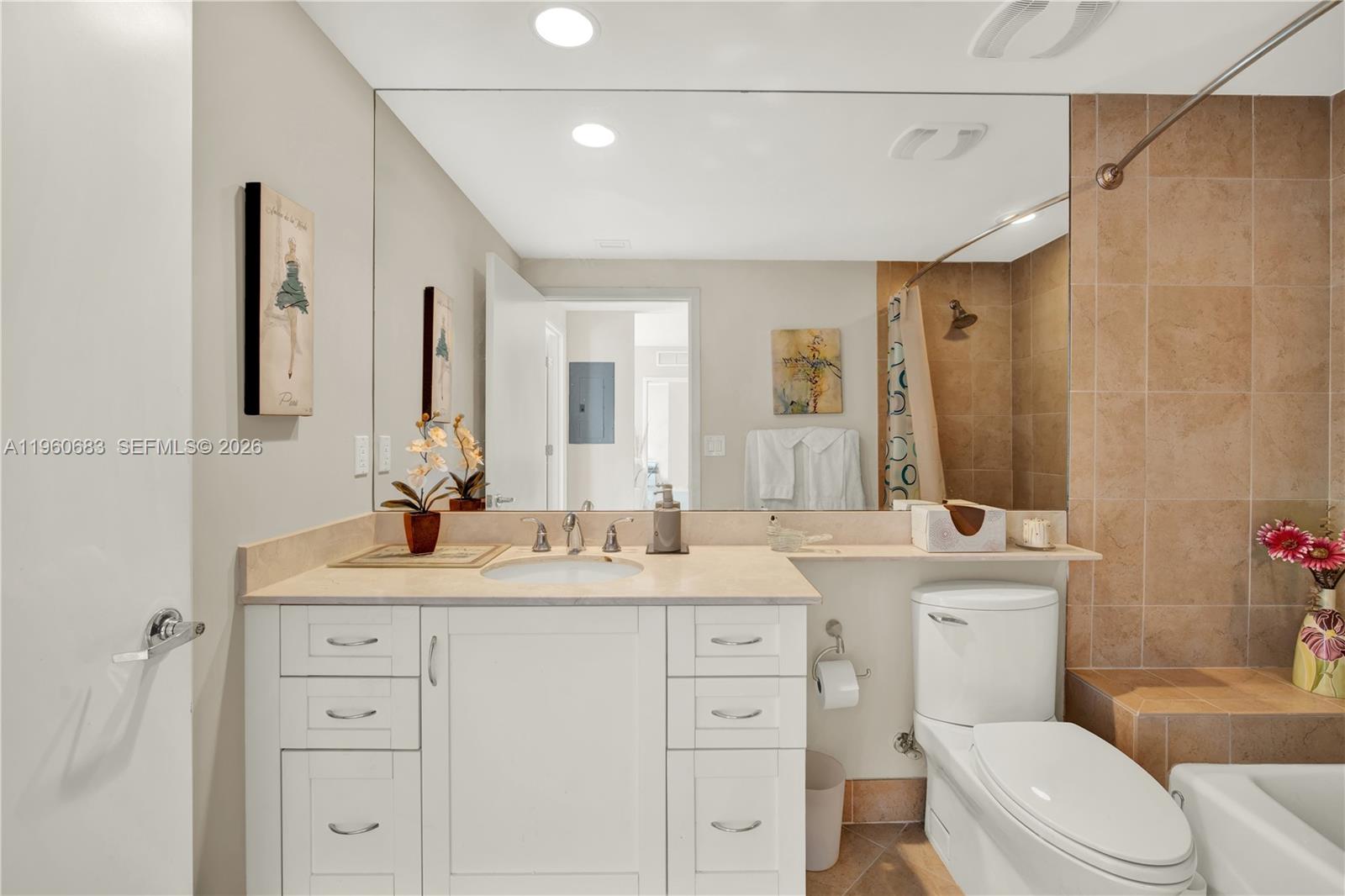 SAPPHIRE FORT LAUDERDALE - Residential