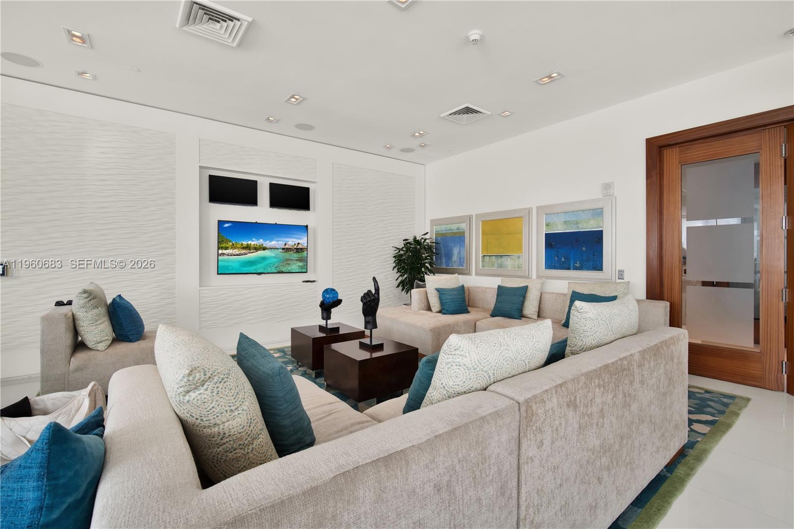 SAPPHIRE FORT LAUDERDALE - Residential