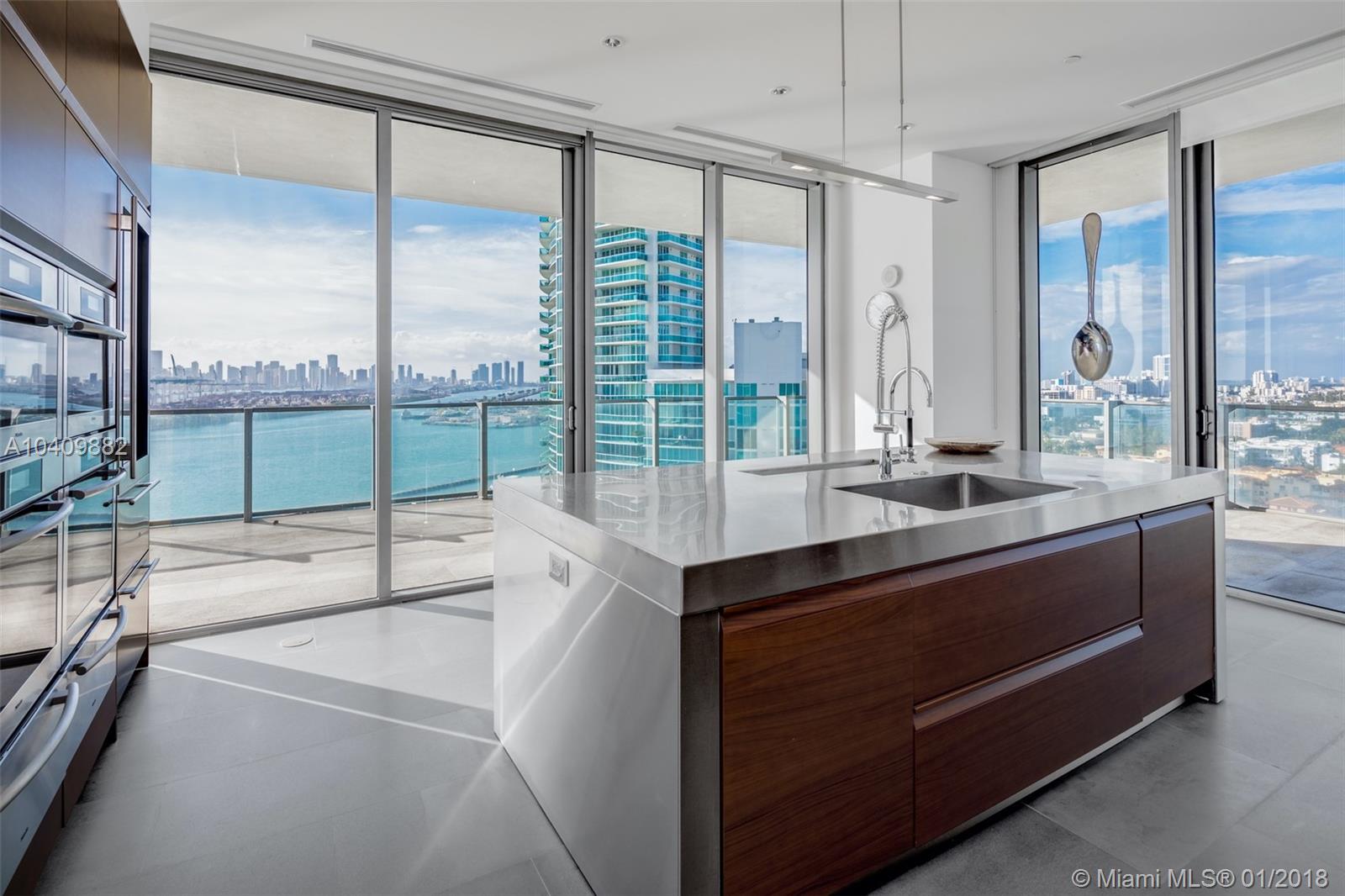 APOGEE CONDO - Residential