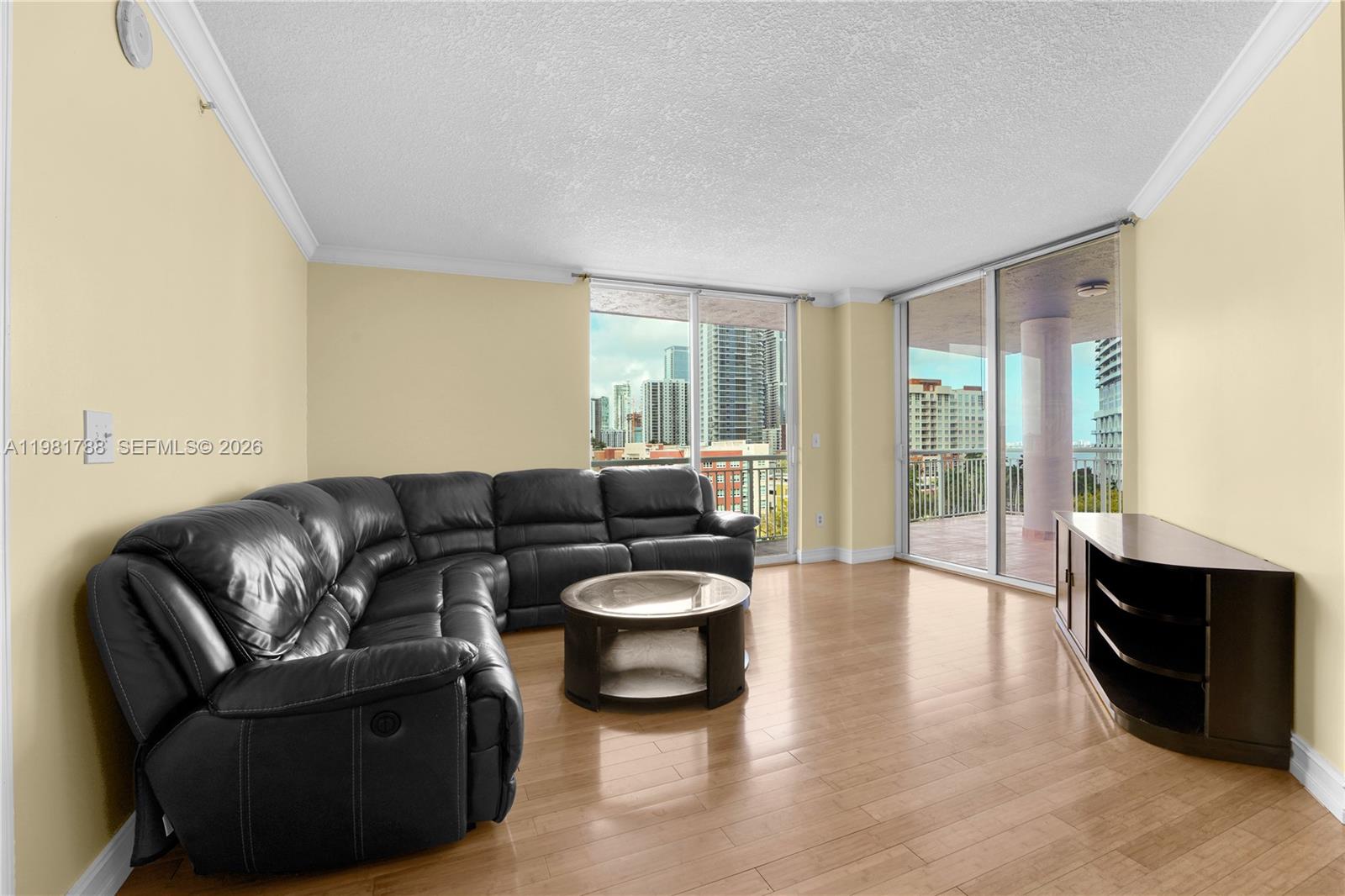 1800 BISCAYNE PLAZA CONDO - Residential