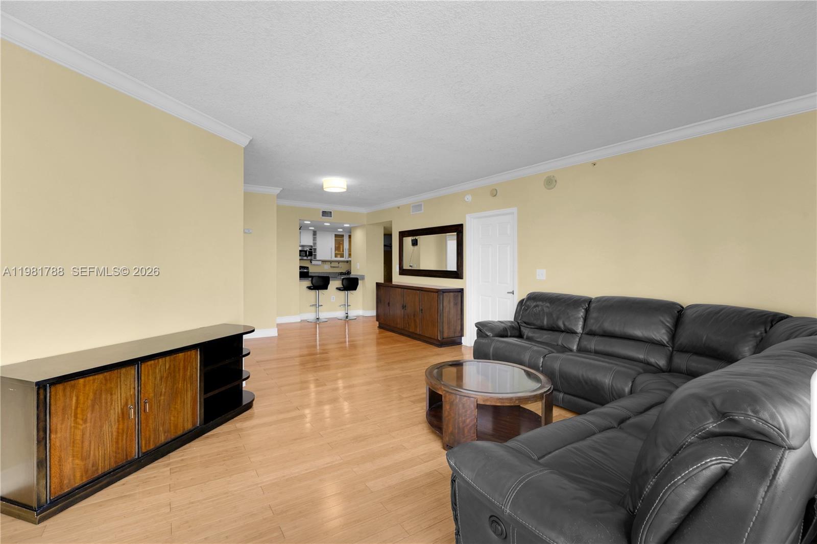 1800 BISCAYNE PLAZA CONDO - Residential