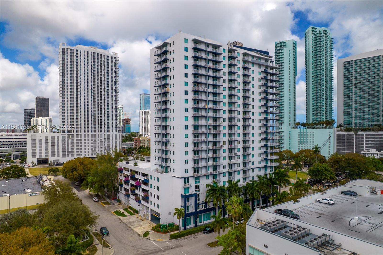 1800 BISCAYNE PLAZA CONDO - Residential