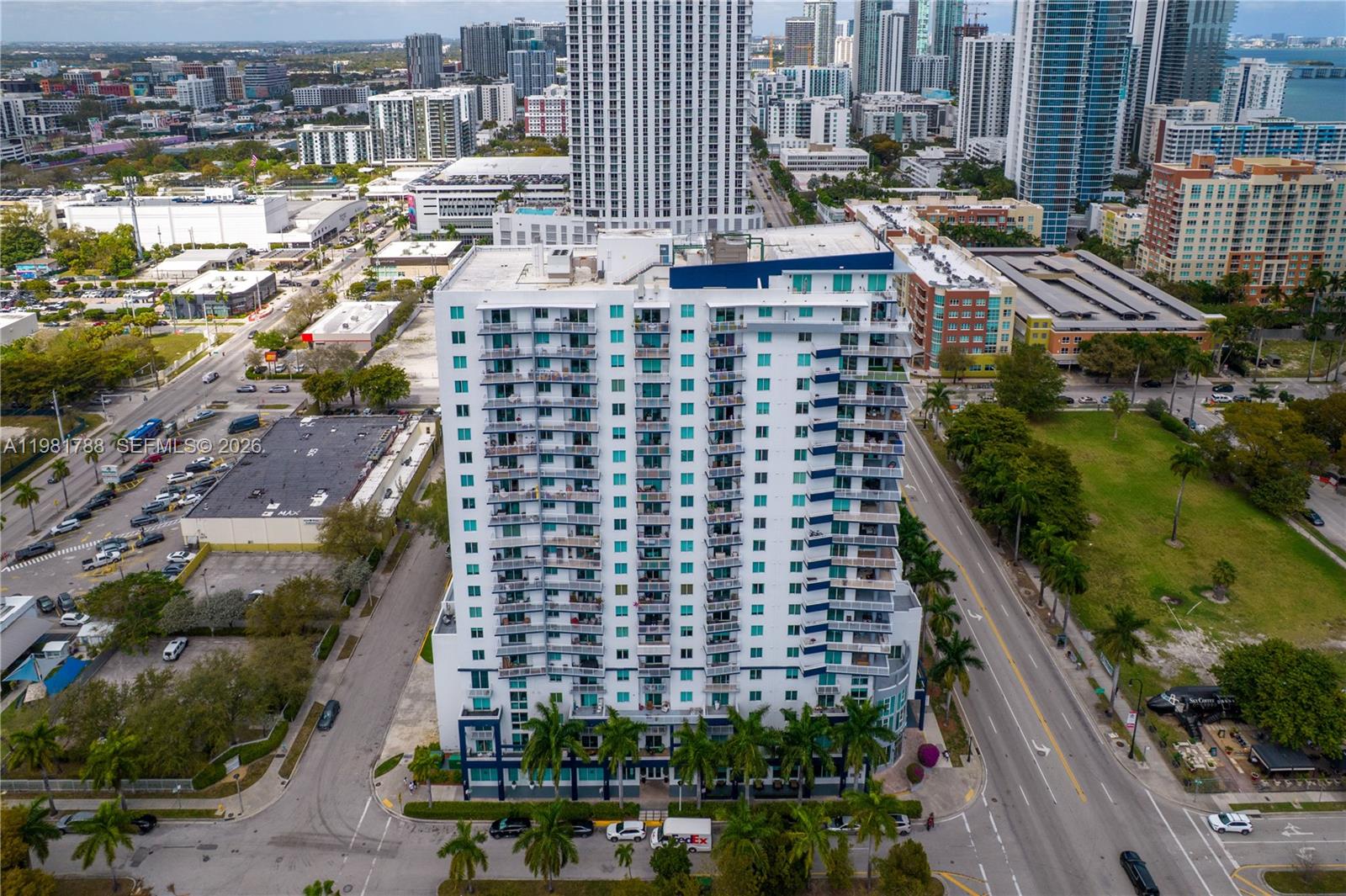 1800 BISCAYNE PLAZA CONDO - Residential