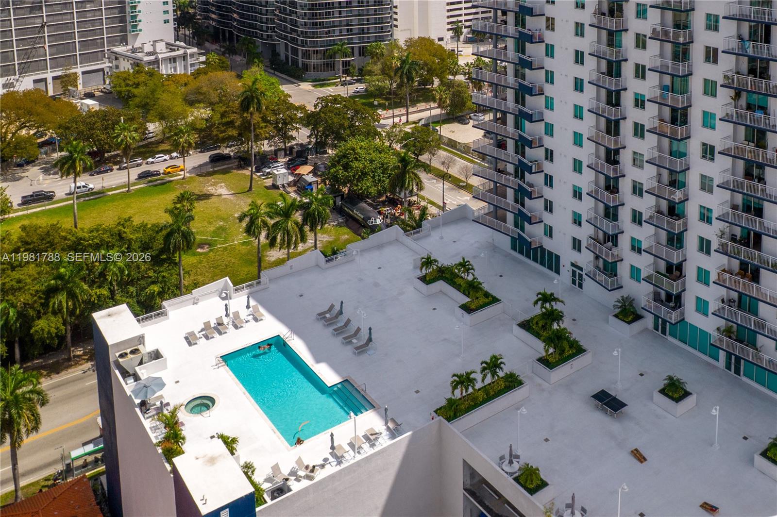 1800 BISCAYNE PLAZA CONDO - Residential